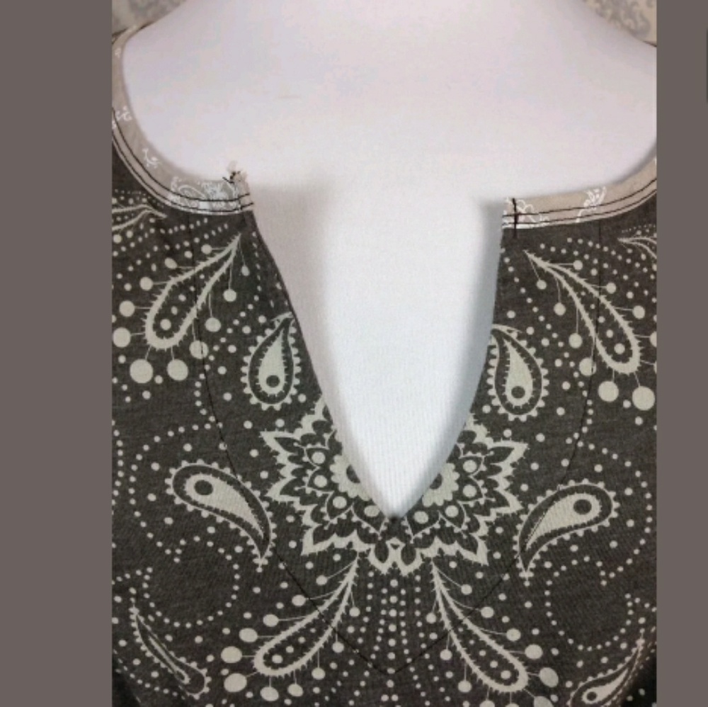 **SOLD** Free People Gray Floral Waist Tie Boho Shirt XS - Picture 3 of 8